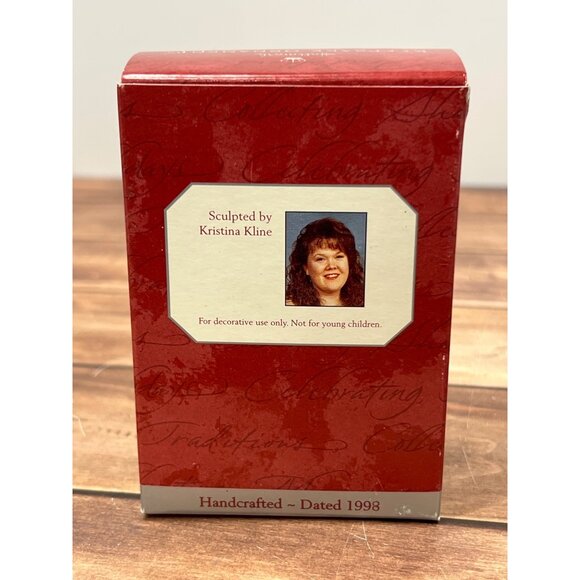 1998 HALLMARK KEEPSAKE ORNAMENT QX6496 WATCHFUL SHEPHERD WITH LAMB - Picture 3 of 11